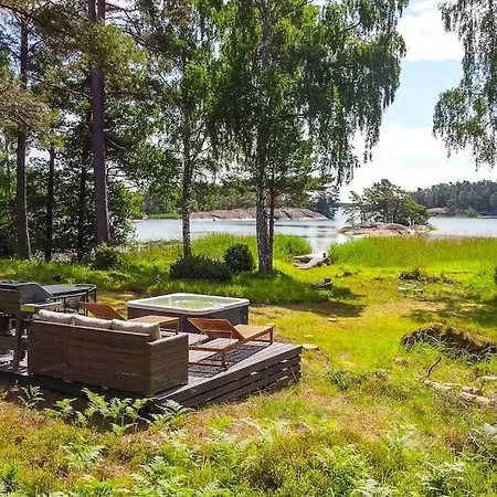 Porkkala - Seafront Jacuzzi In Nature Reserve 别墅